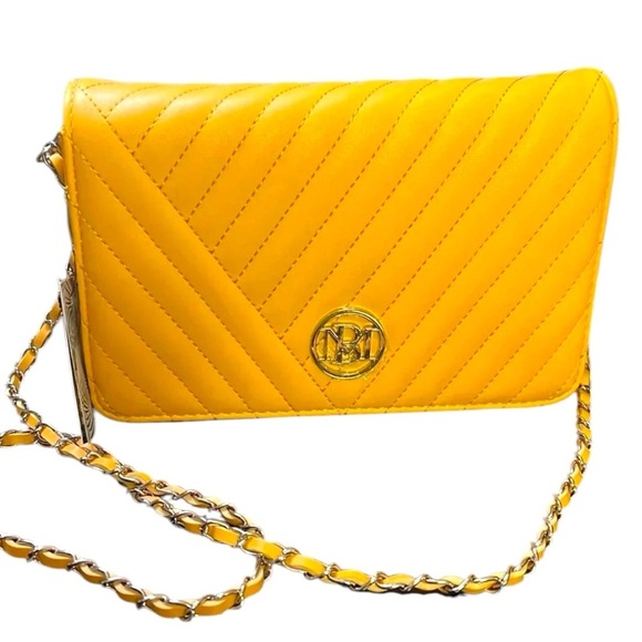 NWT Badgley Mischka sunshin yellow crossbody - Picture 4 of 10